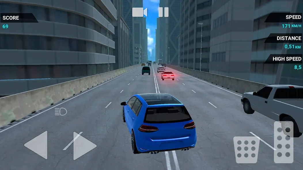 Скачать Traffic Racer Speeding Highway [MOD: безлимитные деньги и топливо] — скриншот 5