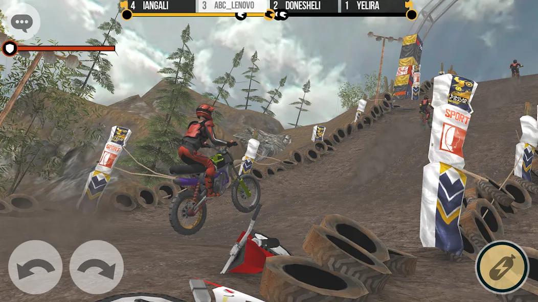 Clan Race: PVP Motocross races [MOD: много денег и все открыто] последняя версия — скриншот 3