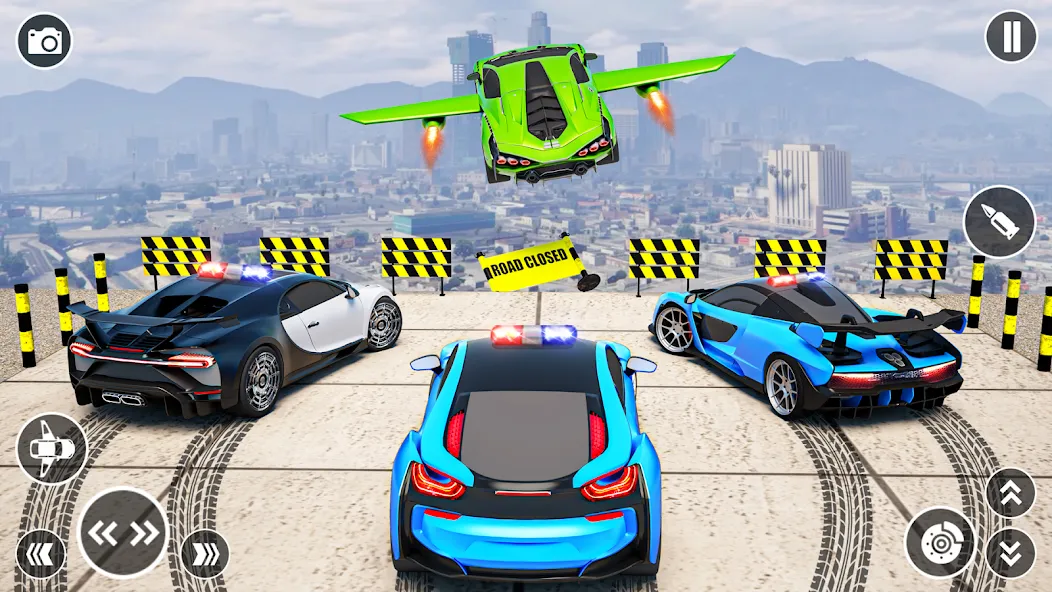 Скачать взлом Flying Car Robot Shooting Game [MOD: безлимитные деньги и оружие] — скриншот 2