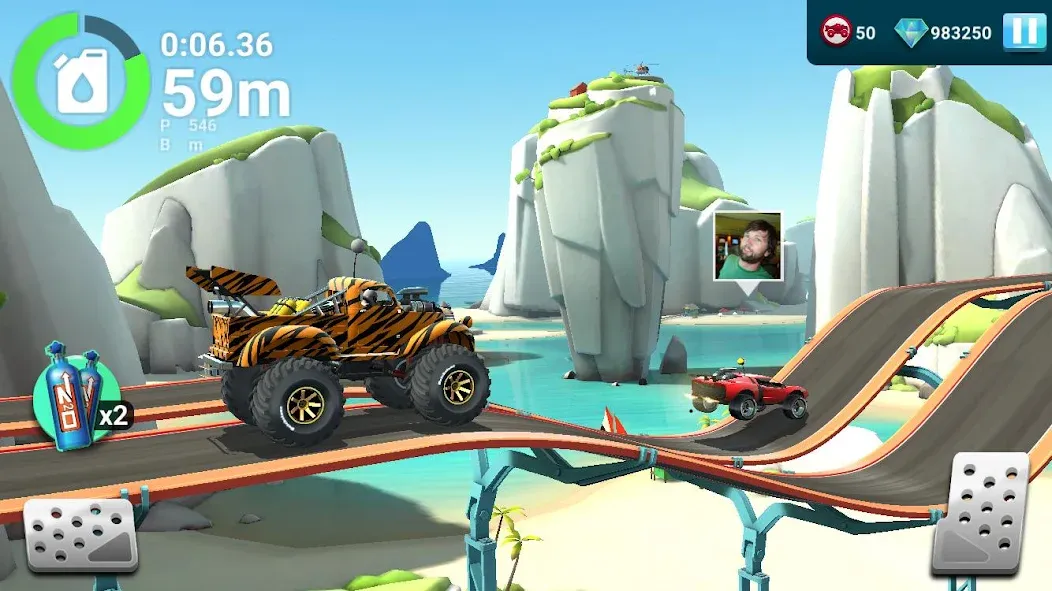 MMX Hill Dash 2 – Offroad Truc [MOD: безлимитные деньги и топливо] (Бесплатно / APK) — скриншот 2