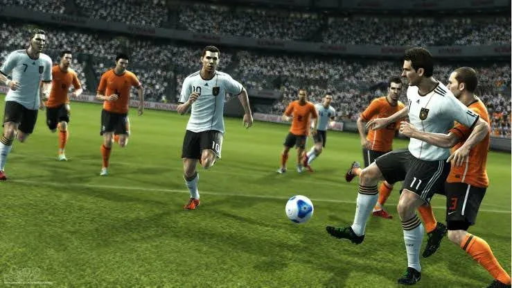 Real Soccer 2012 [MOD: безлимитные деньги и все команды открыты] — Скачать бесплатно (APK) — скриншот 1