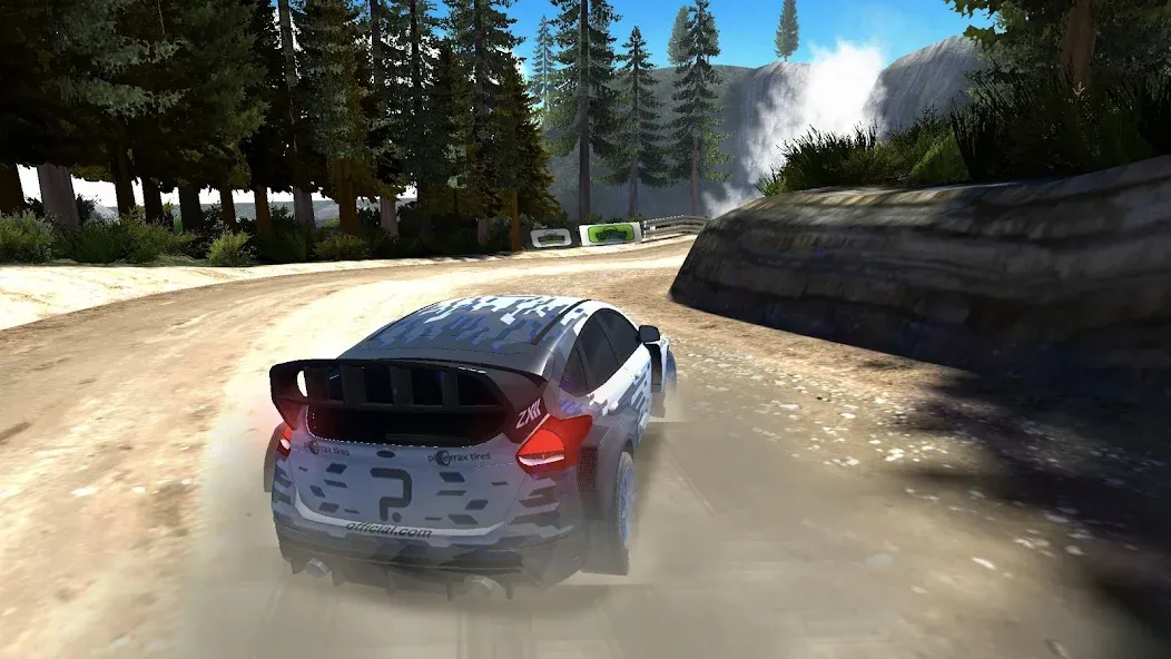 Взломанная Rally Racer Dirt [MOD: безлимитные деньги и открыты все трассы] на Андроид — скриншот 1