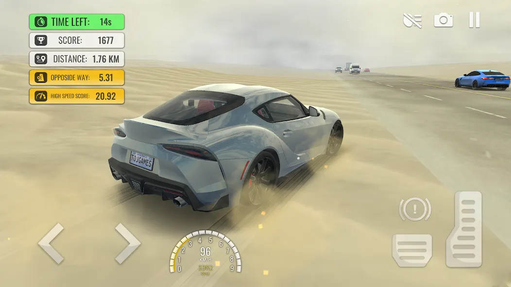 Скачать Traffic Racer Pro : Car Games [MOD: безлимитные деньги и все машины открыты] на телефон — скриншот 4