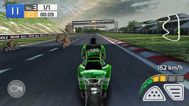 Real Bike Racing [MOD: безлимитные деньги и открыты все трассы] — Скачать бесплатно (APK) — скриншот 3