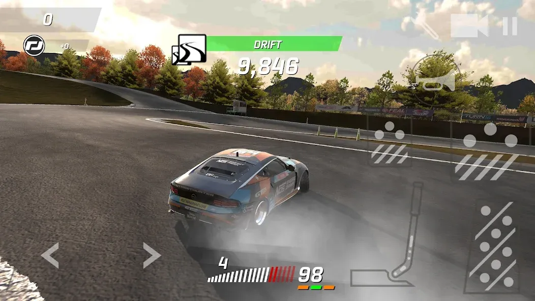 Torque Drift [MOD: безлимитные деньги и топливо] последняя версия — скриншот 3